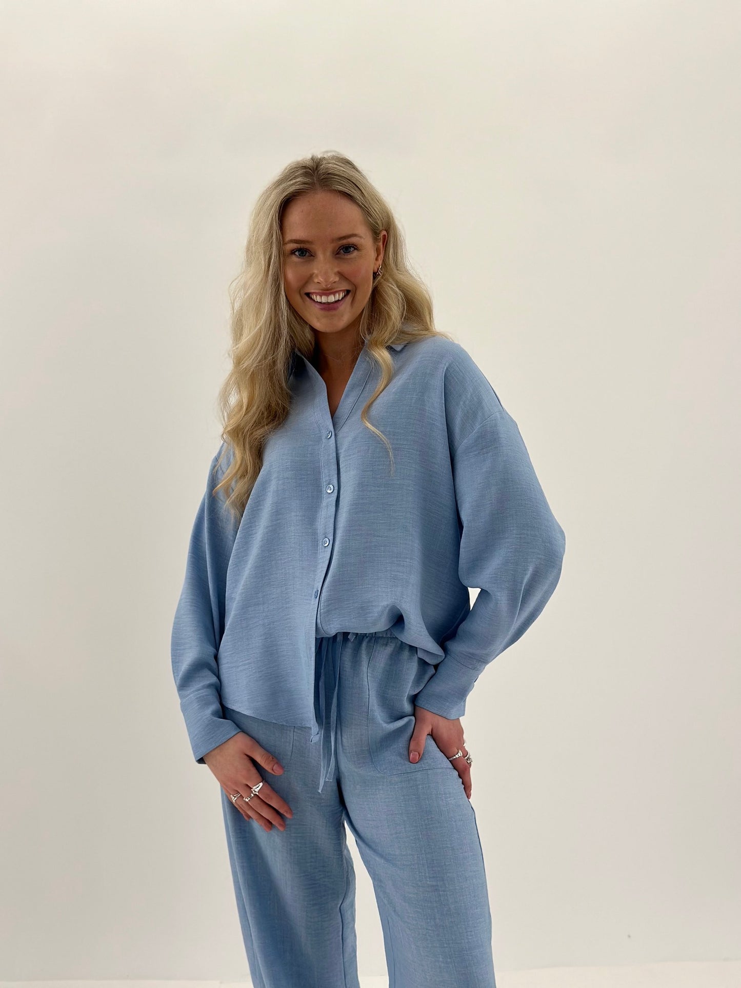 VMMELANEY Shirts - Chambray Blue