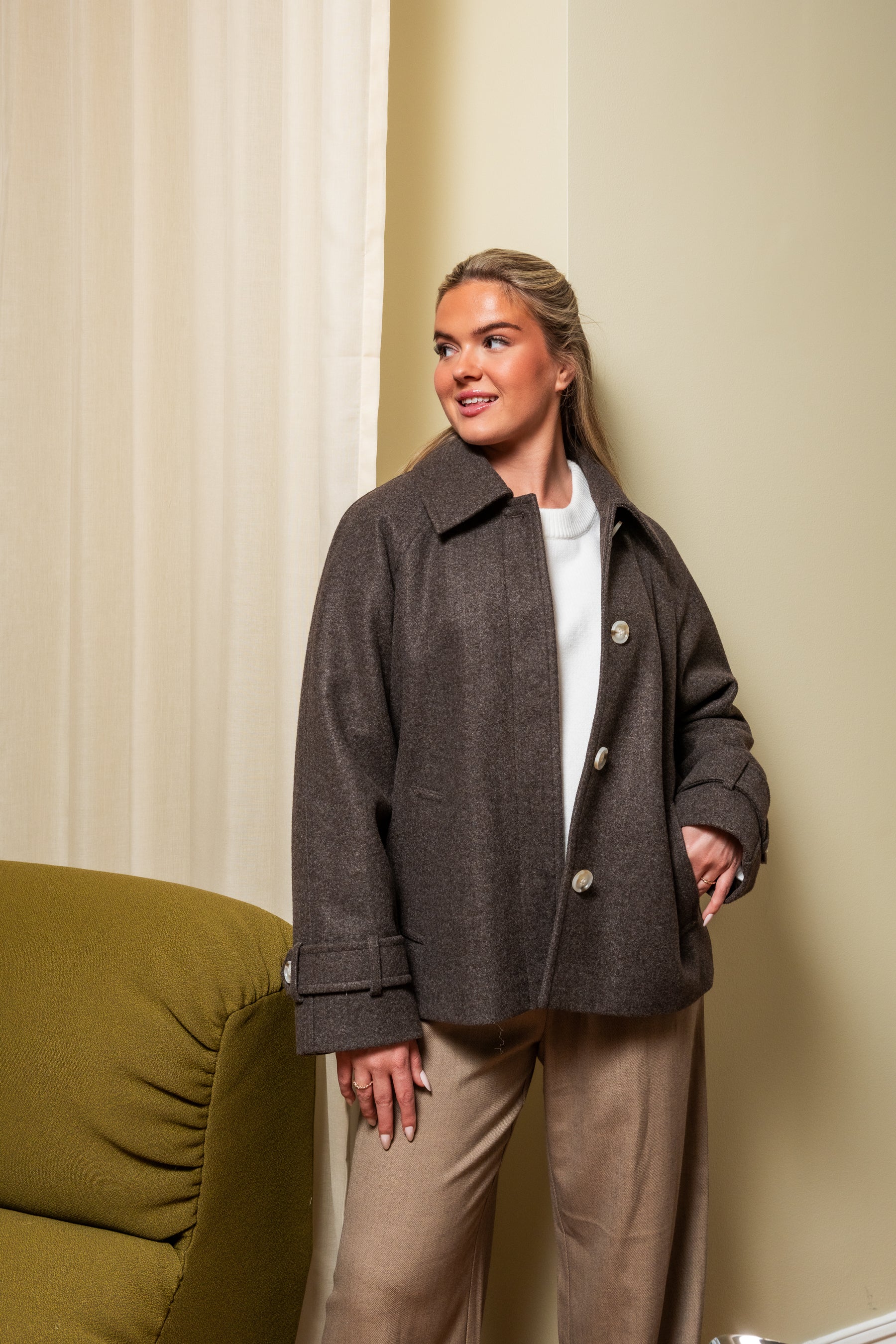 AWSABINE Jacket - Coffee Bean