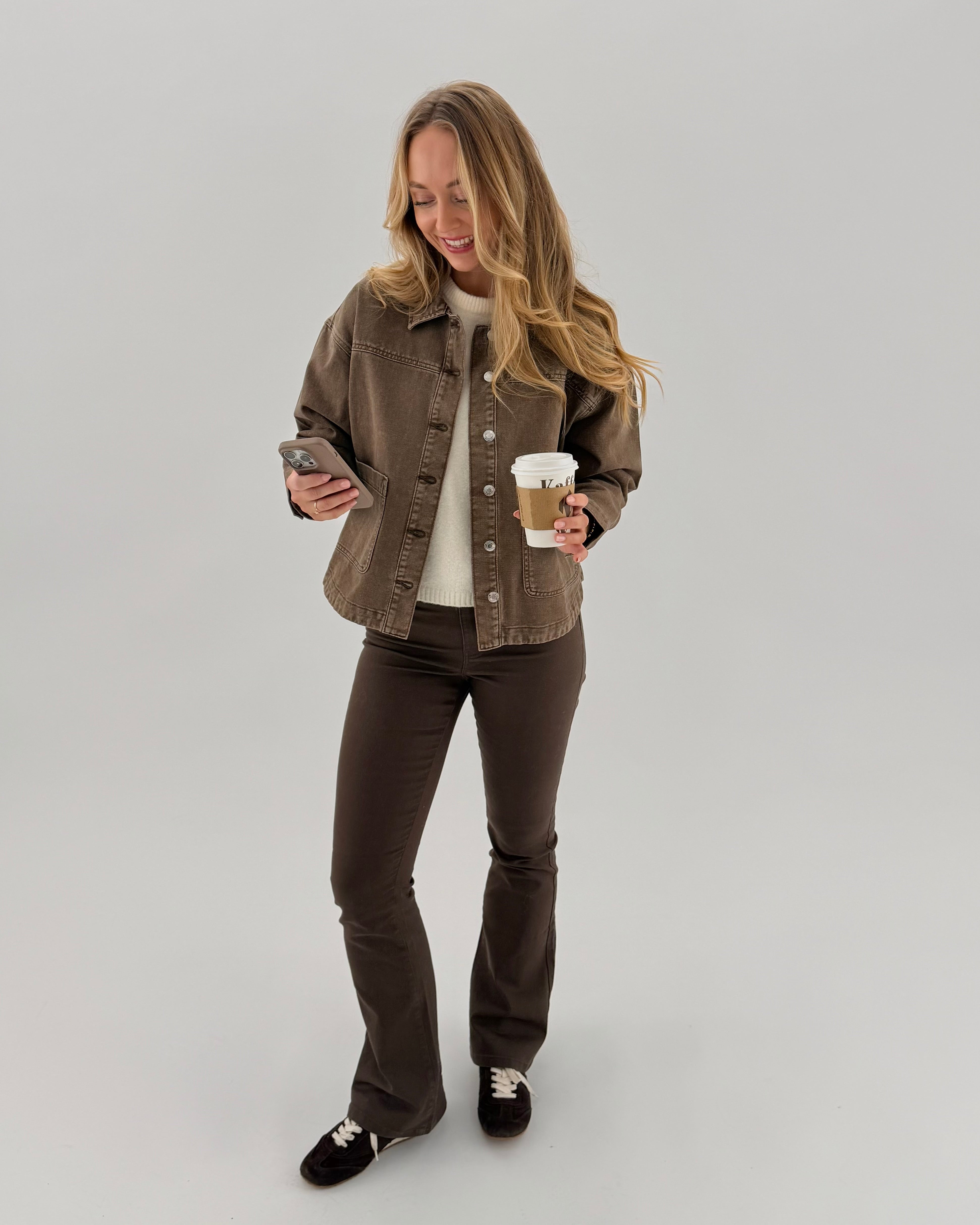 NMSALLIE FLARED JEANS - Chocolate Brown