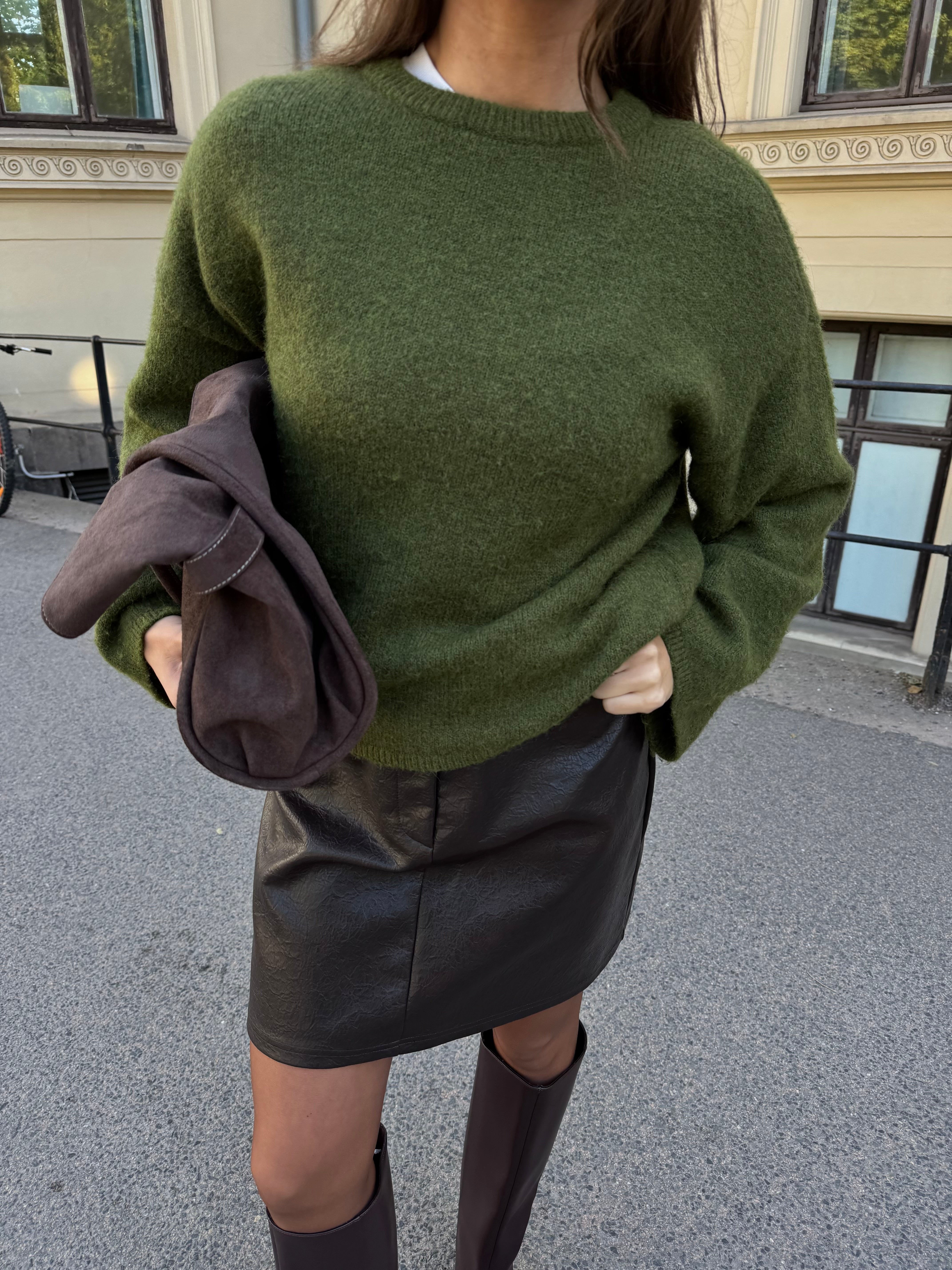 AWDAISY PULLOVER - Capulet Olive