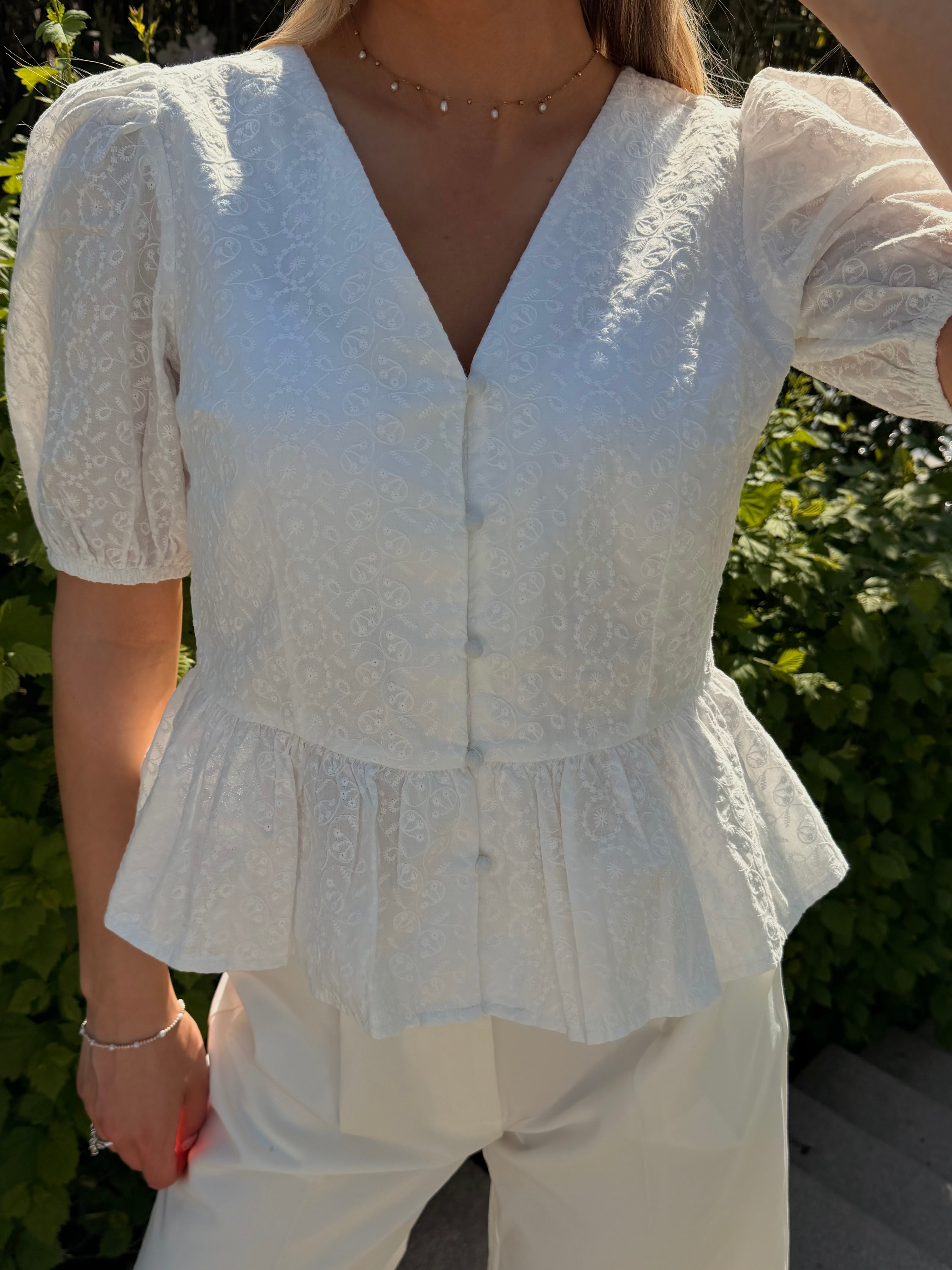 VMLENA Top - Bright White