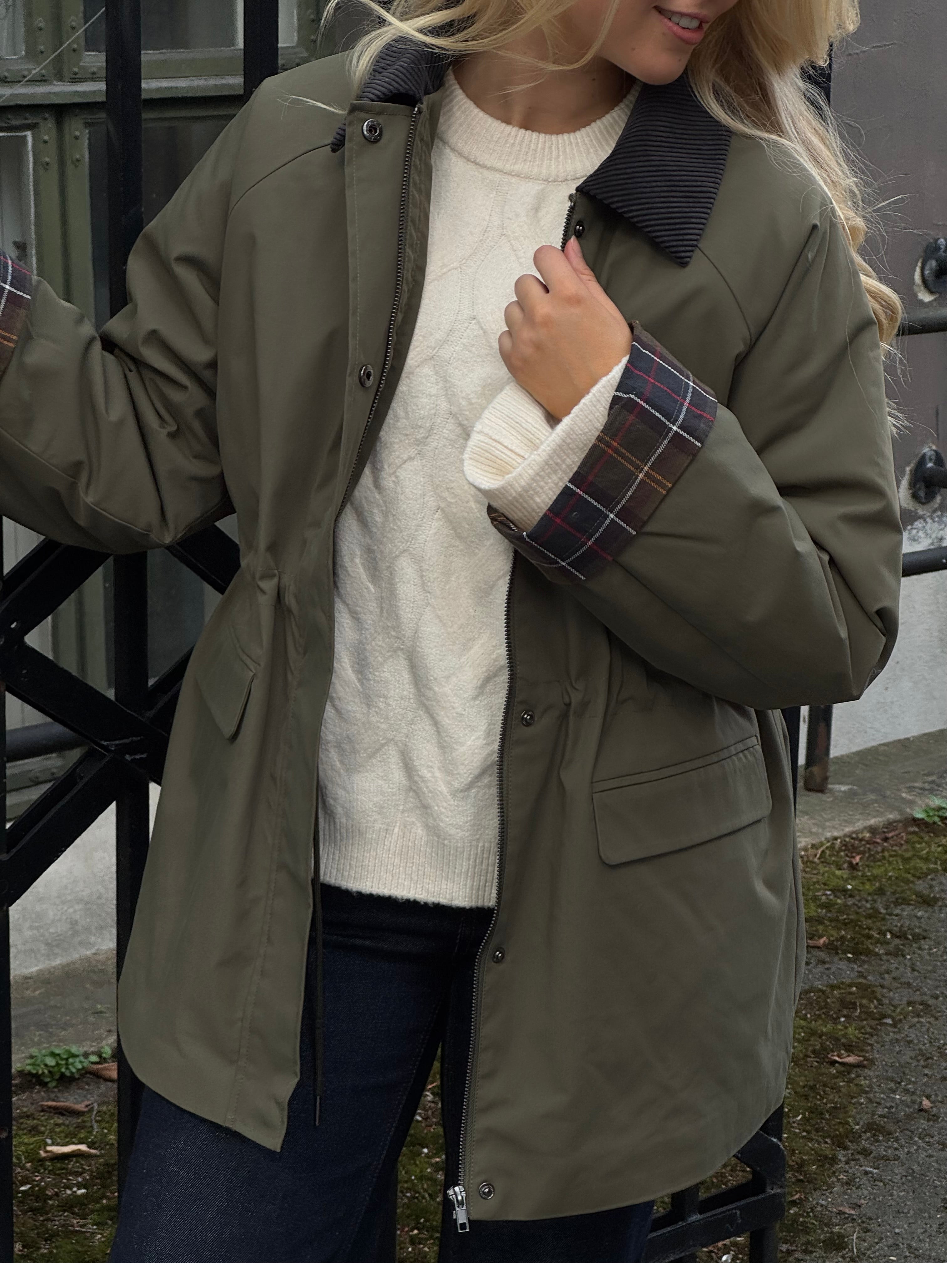 AWMILA Jacket - Grape Leaf