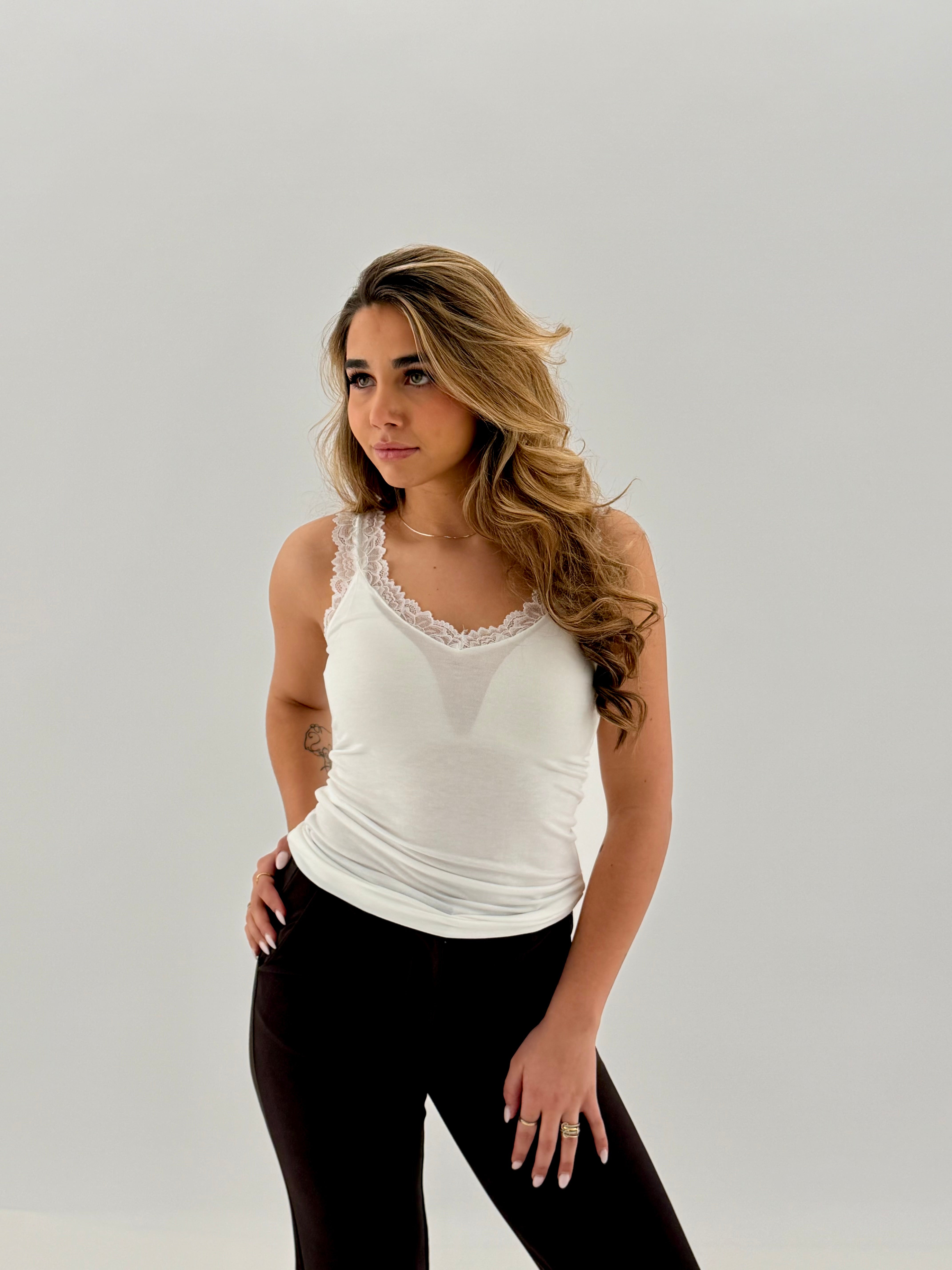 VMROSA Top - Snow White