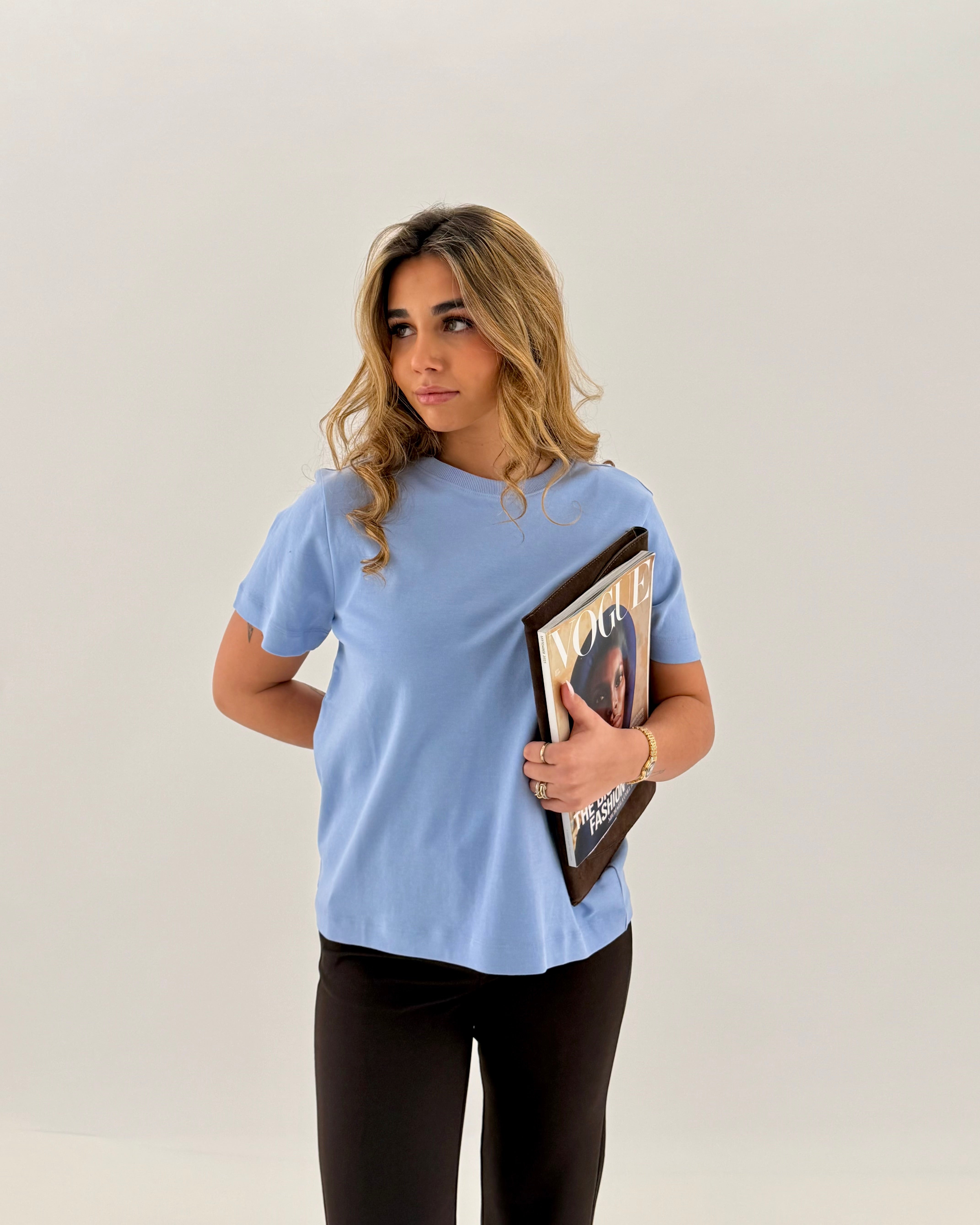 AWNAIMA T-Shirt - Brunnera Blue