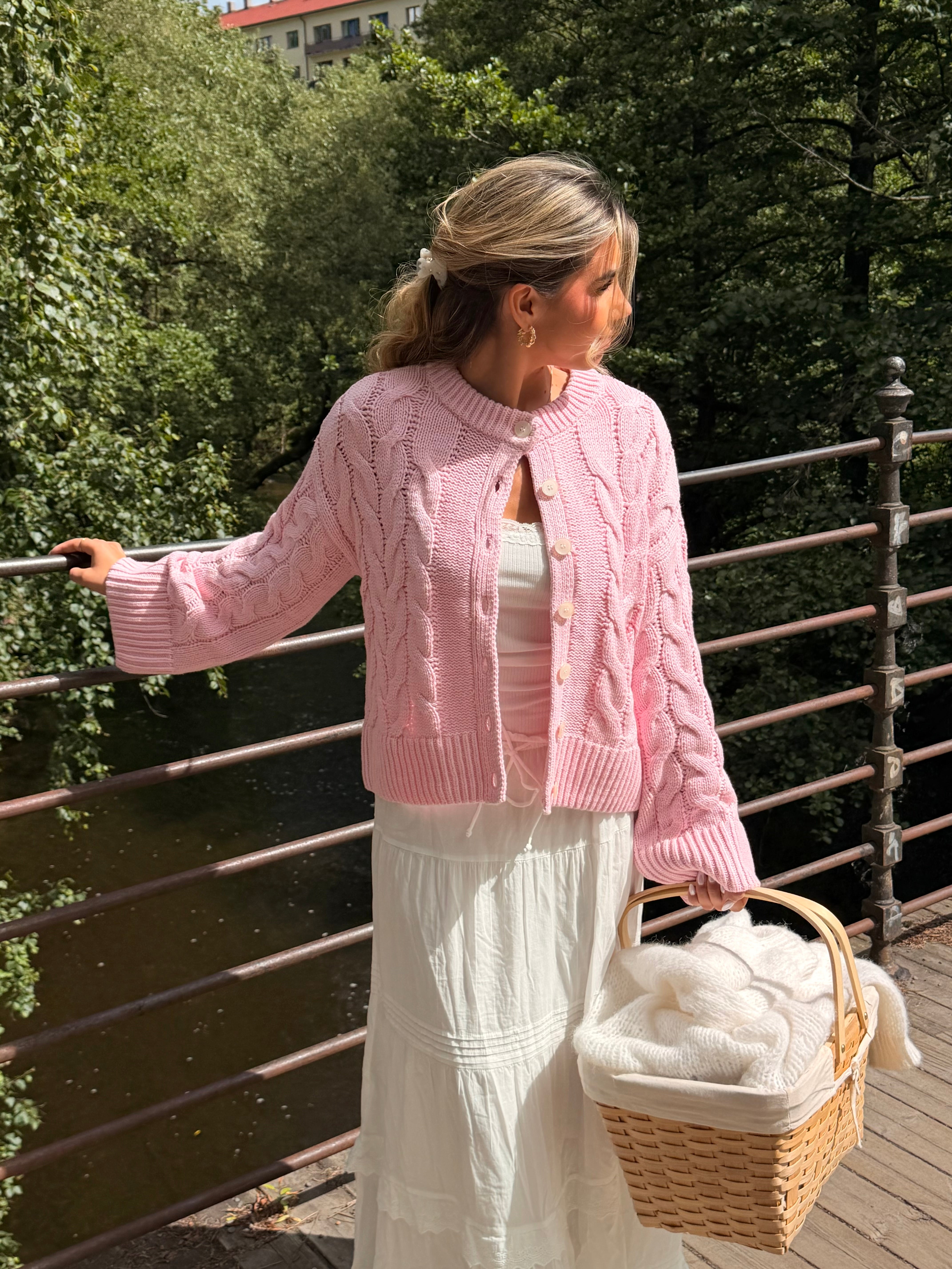 VMSVEA Knit Cardigan - Roseate Spoonbill