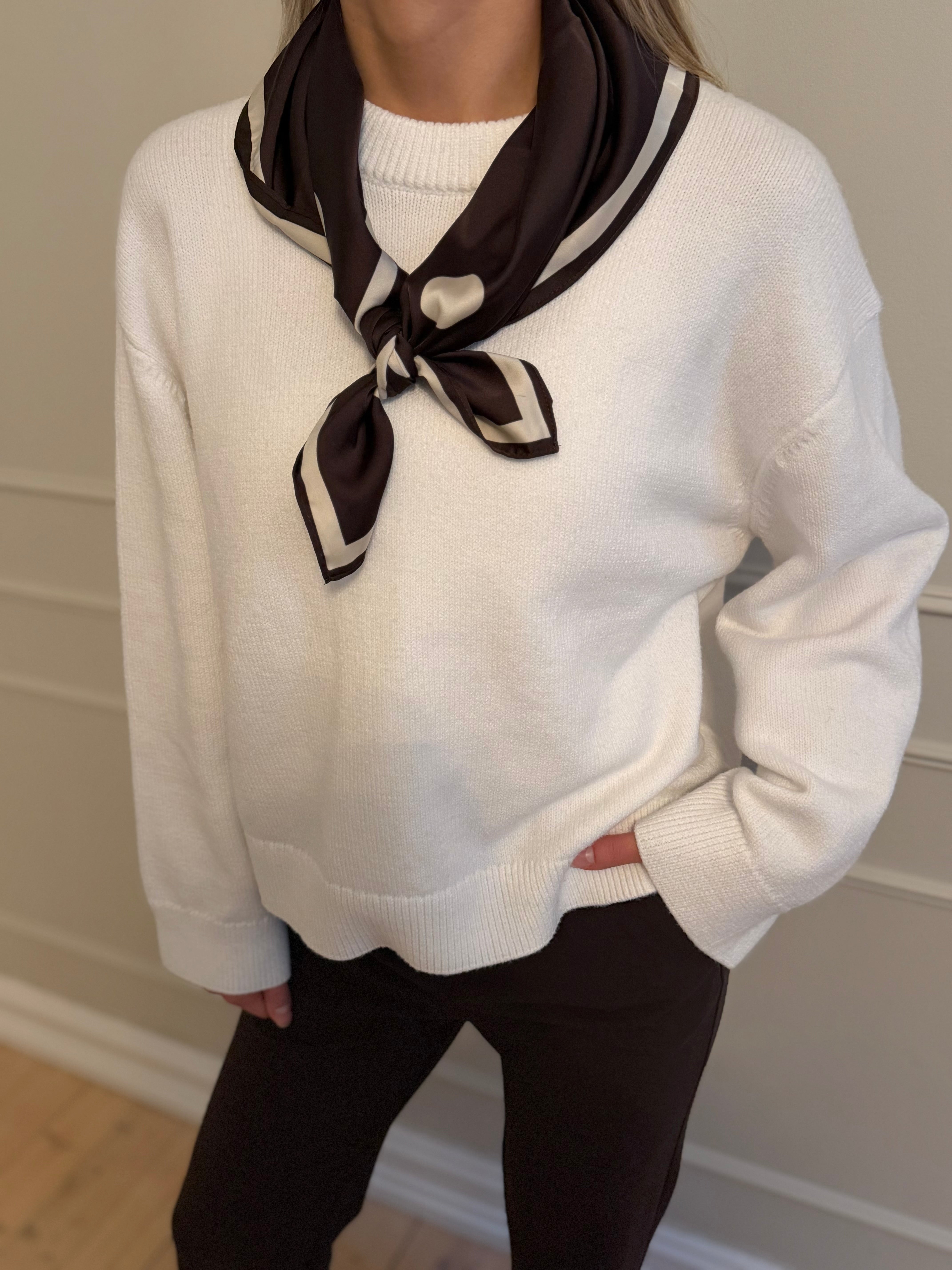 AWLAURA Pullover - Snow White