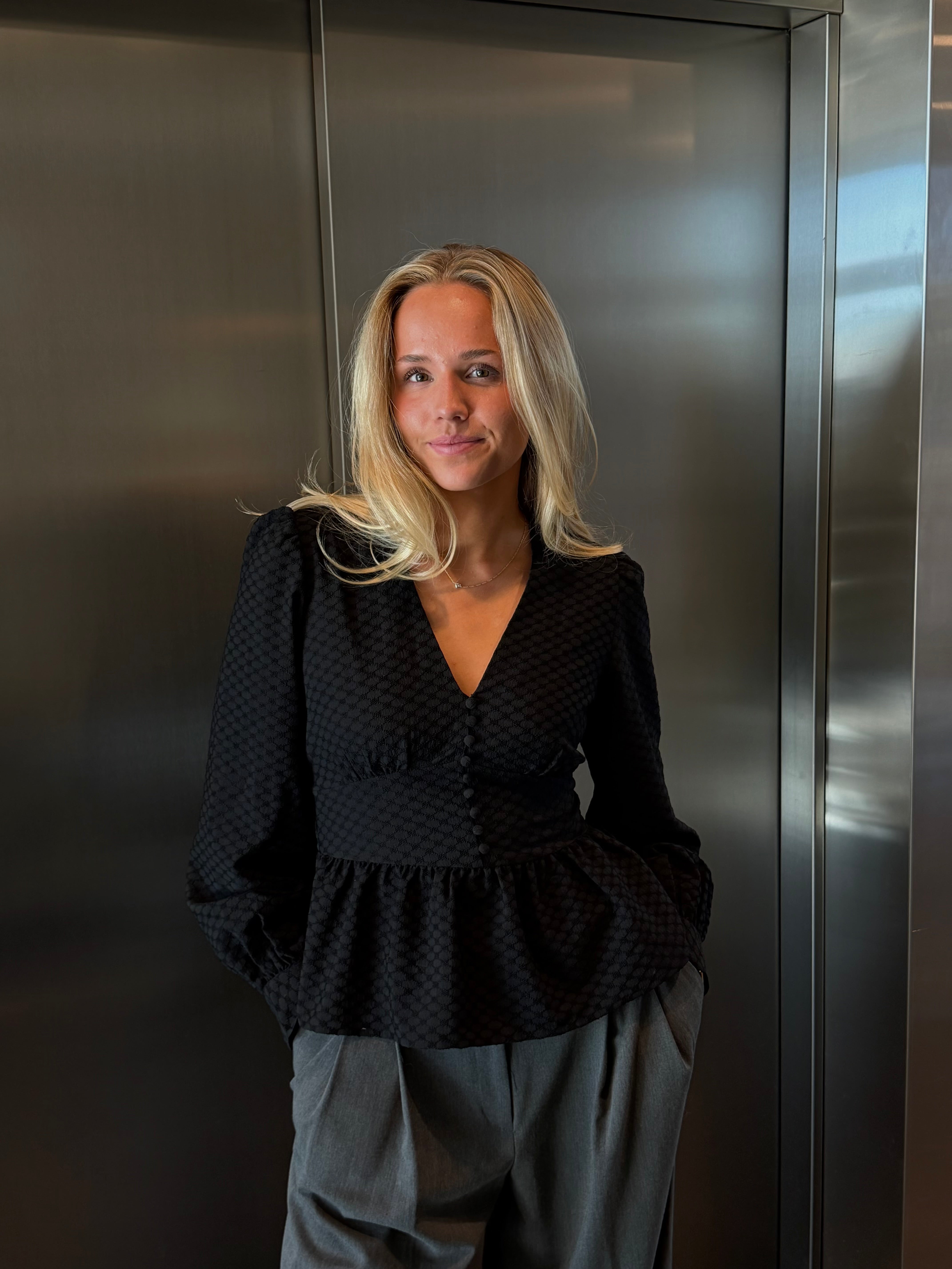 VMAUGUSTA Top - Black