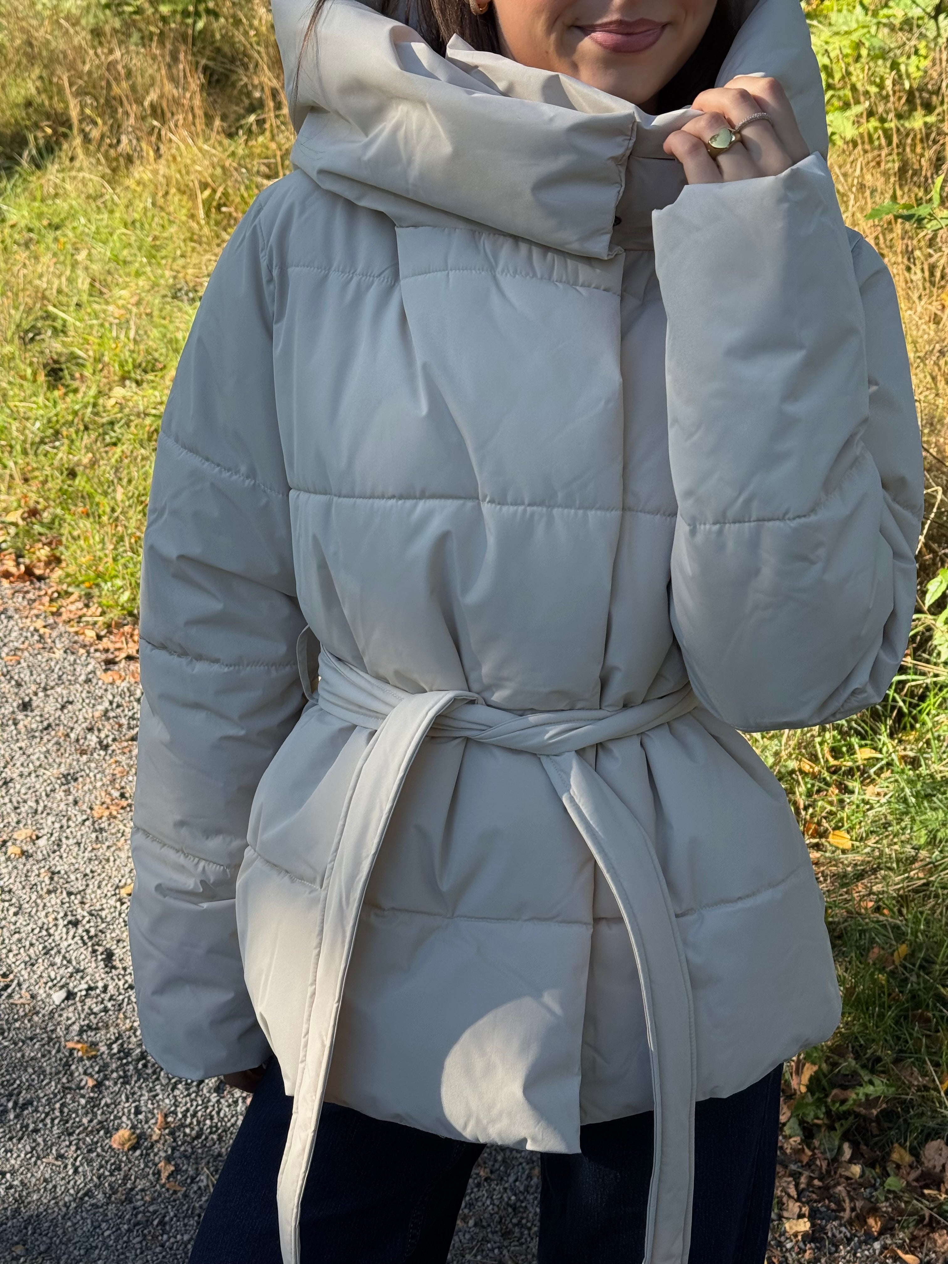 VMMIA Jacket - Oatmeal