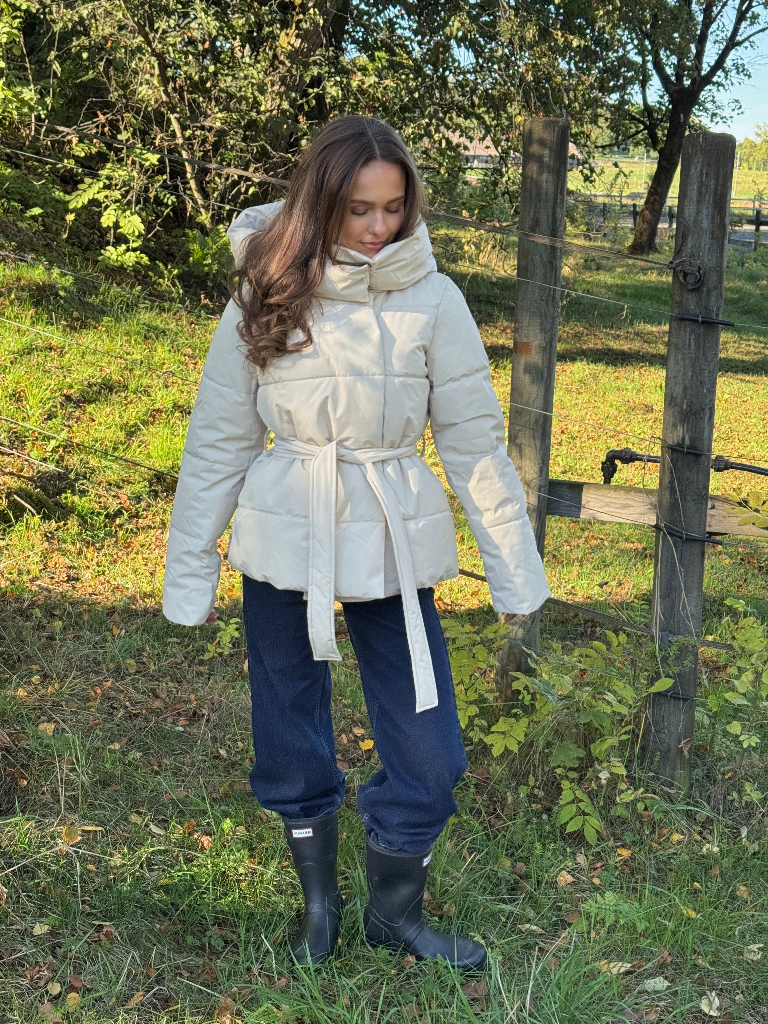 VMMIA Jacket - Oatmeal
