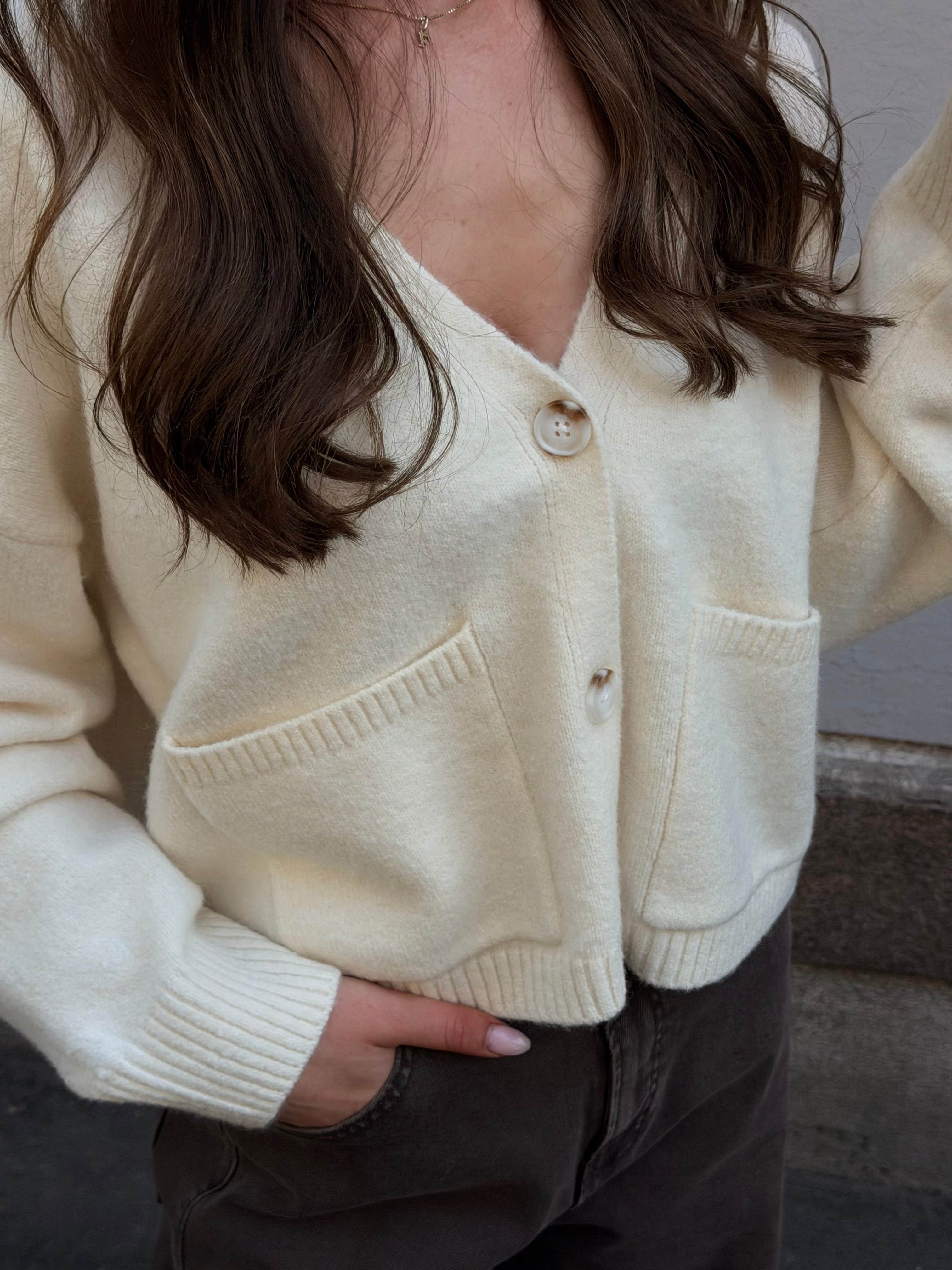 AWGEMMA Knitted Cardigan - Antique White
