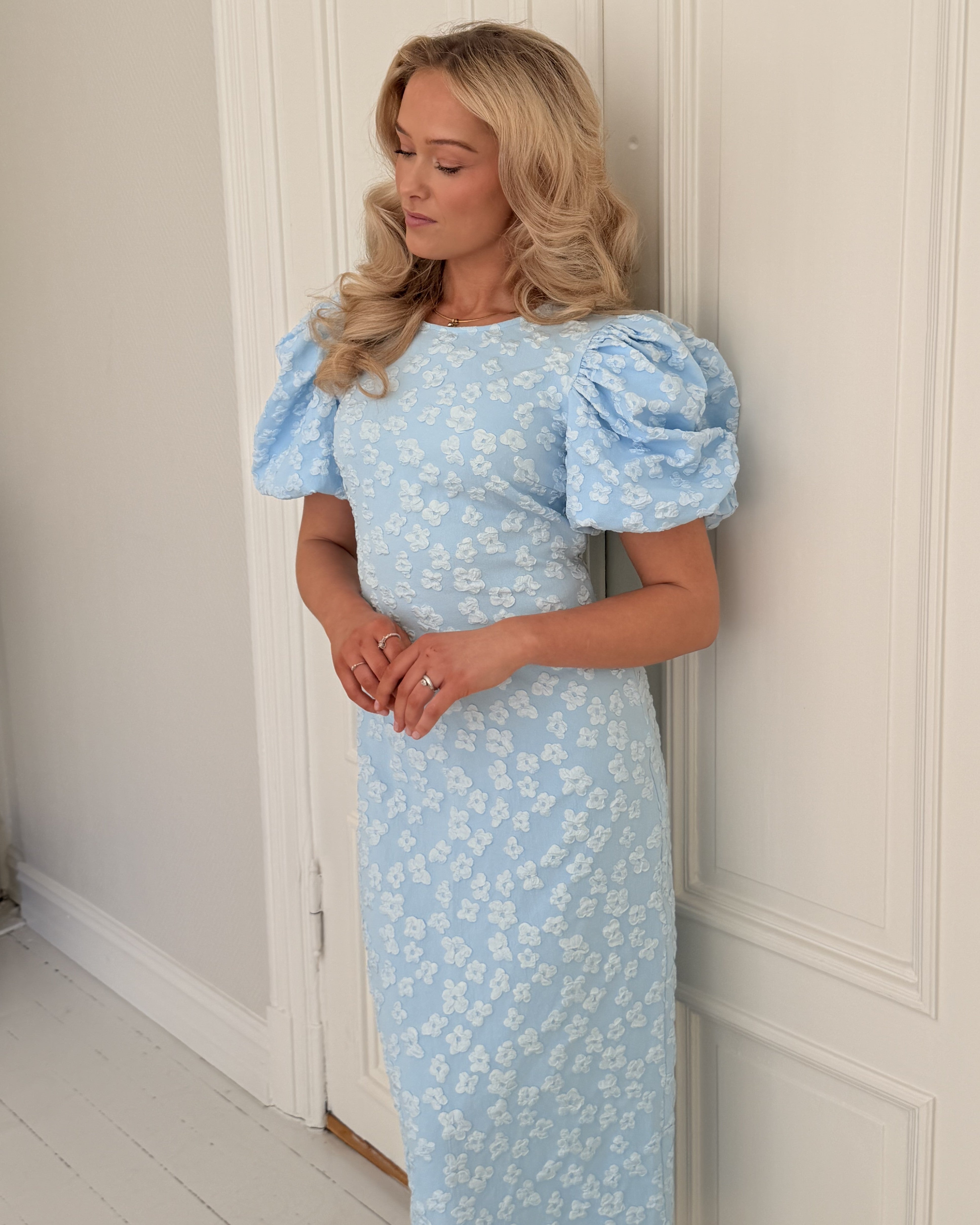 VMFIA Midi Dress - Nantucket Breeze