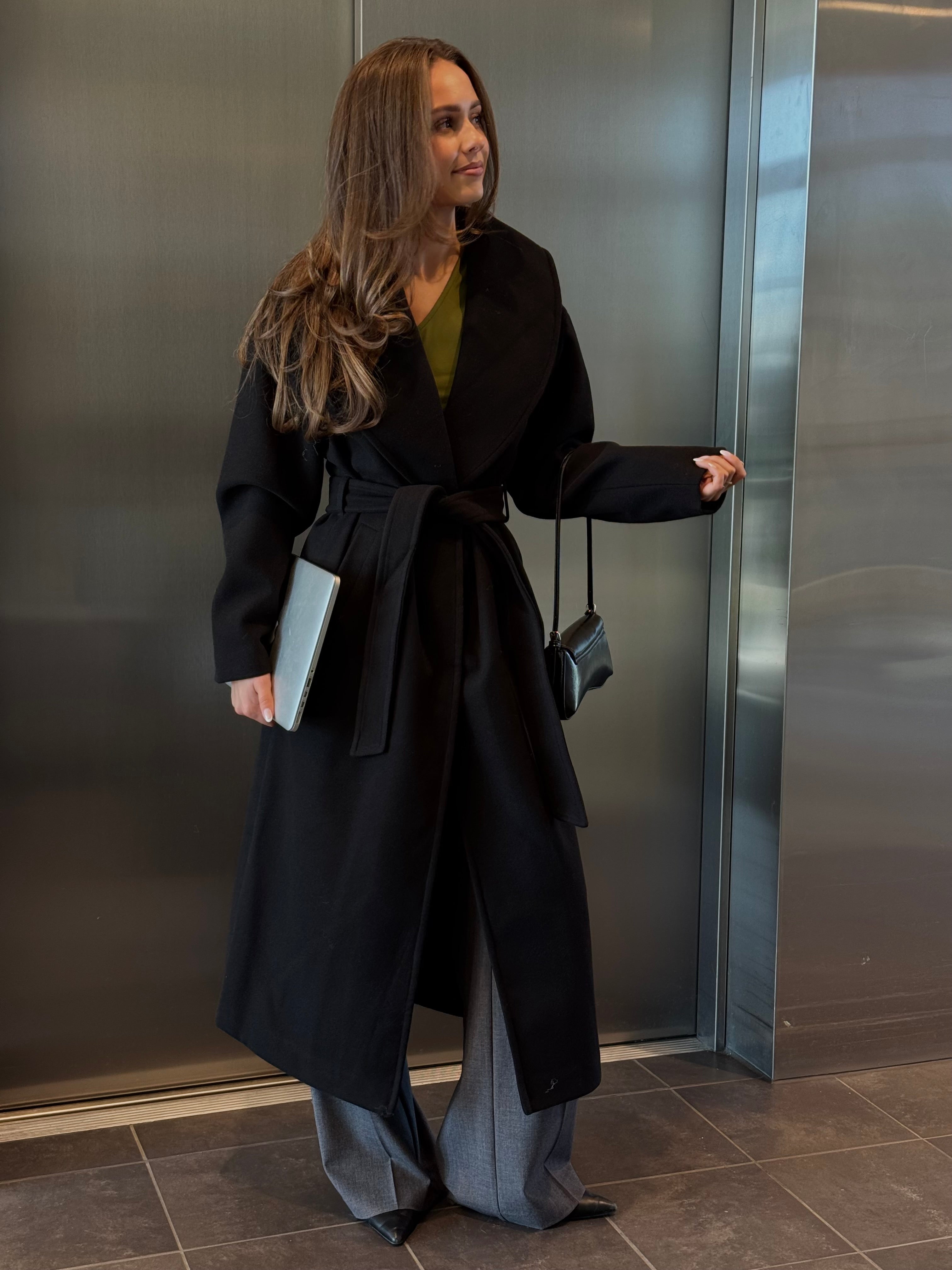 VMANNE Coat - Black