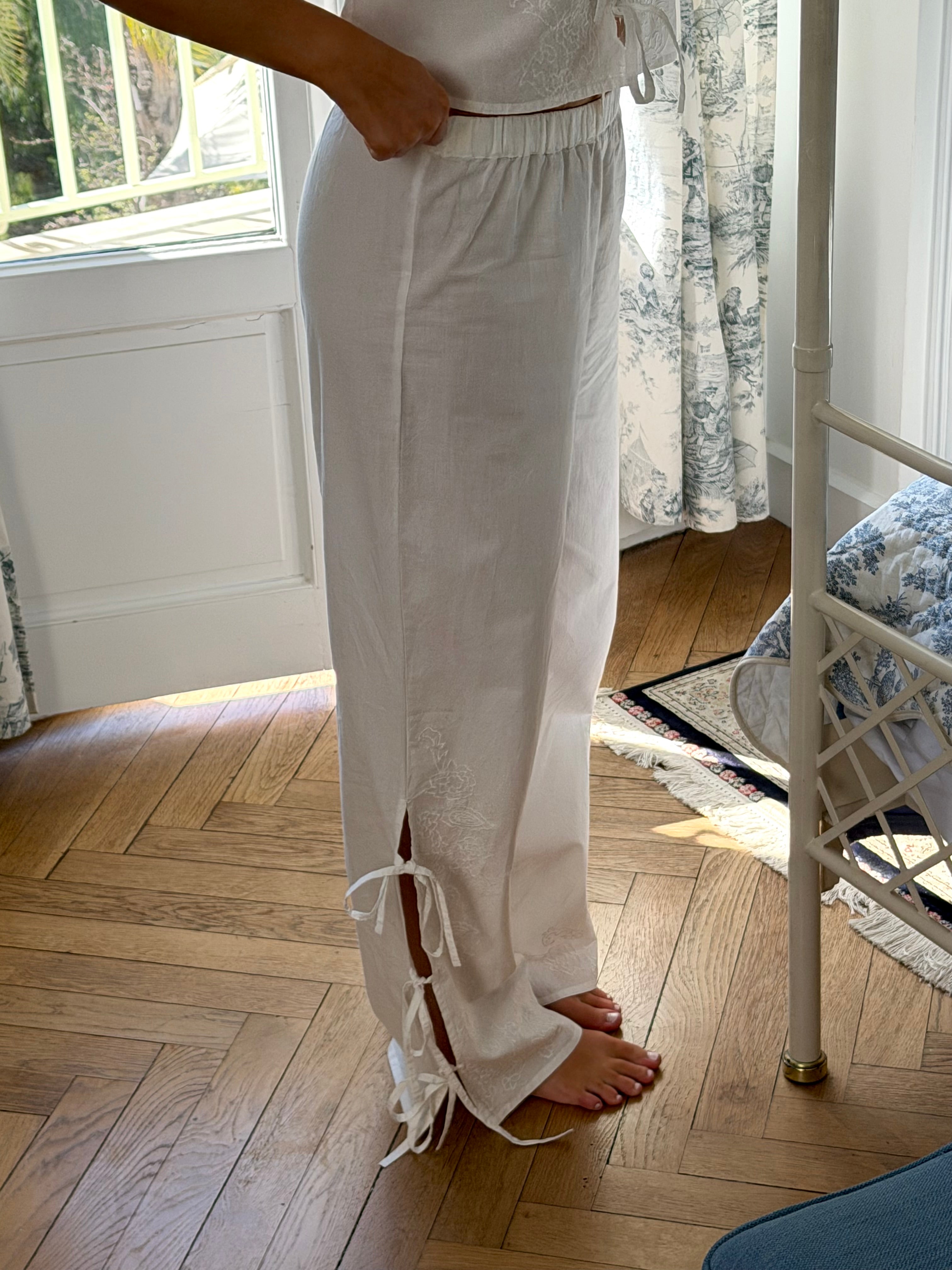 NMMAE Trousers - Cloud Dancer