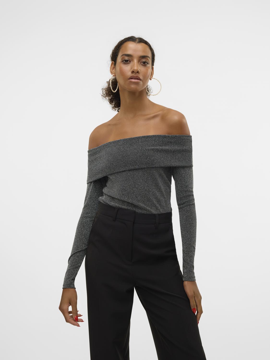 model_shot-front