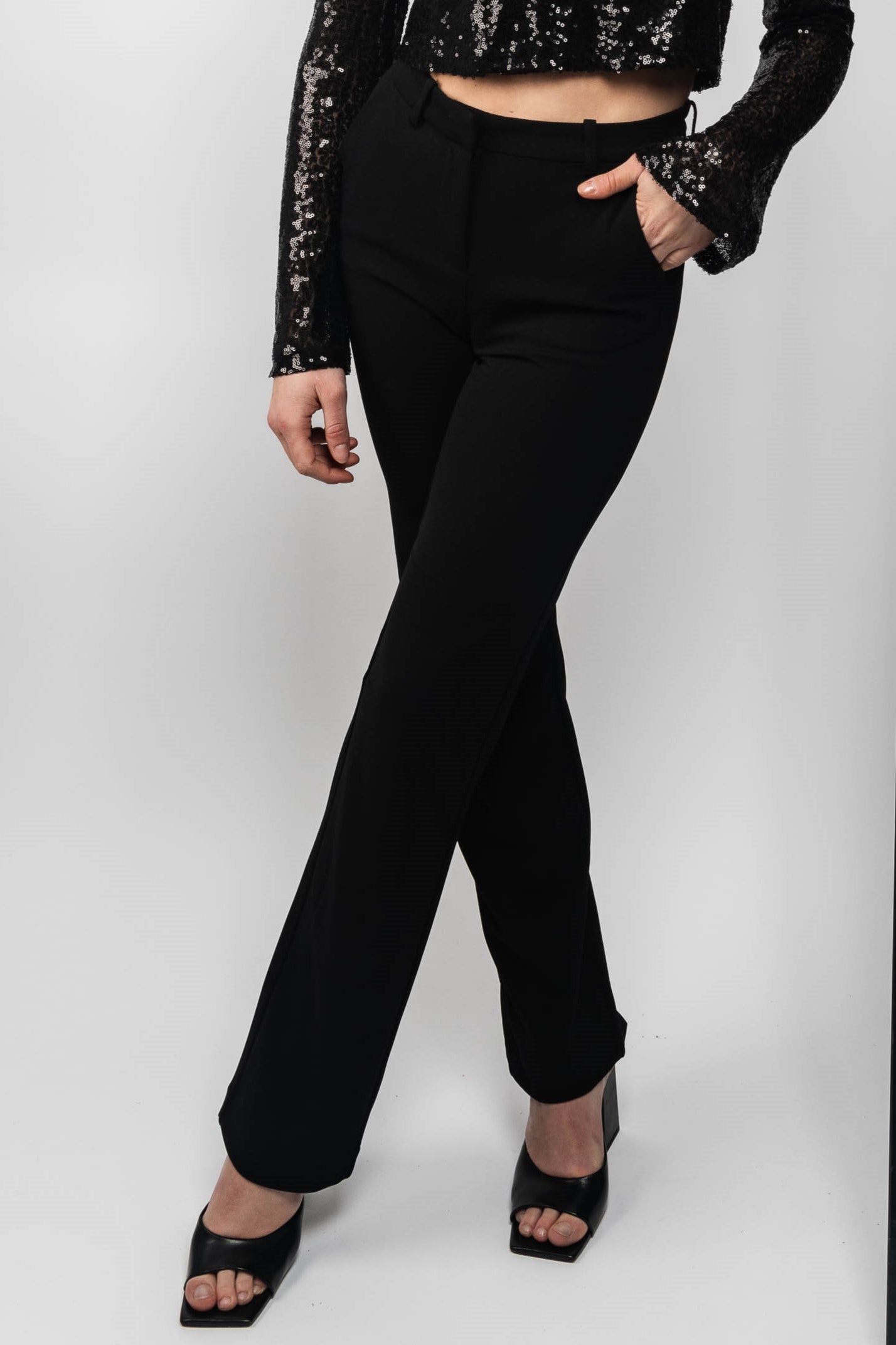 VMZAMIRA Trousers - Black