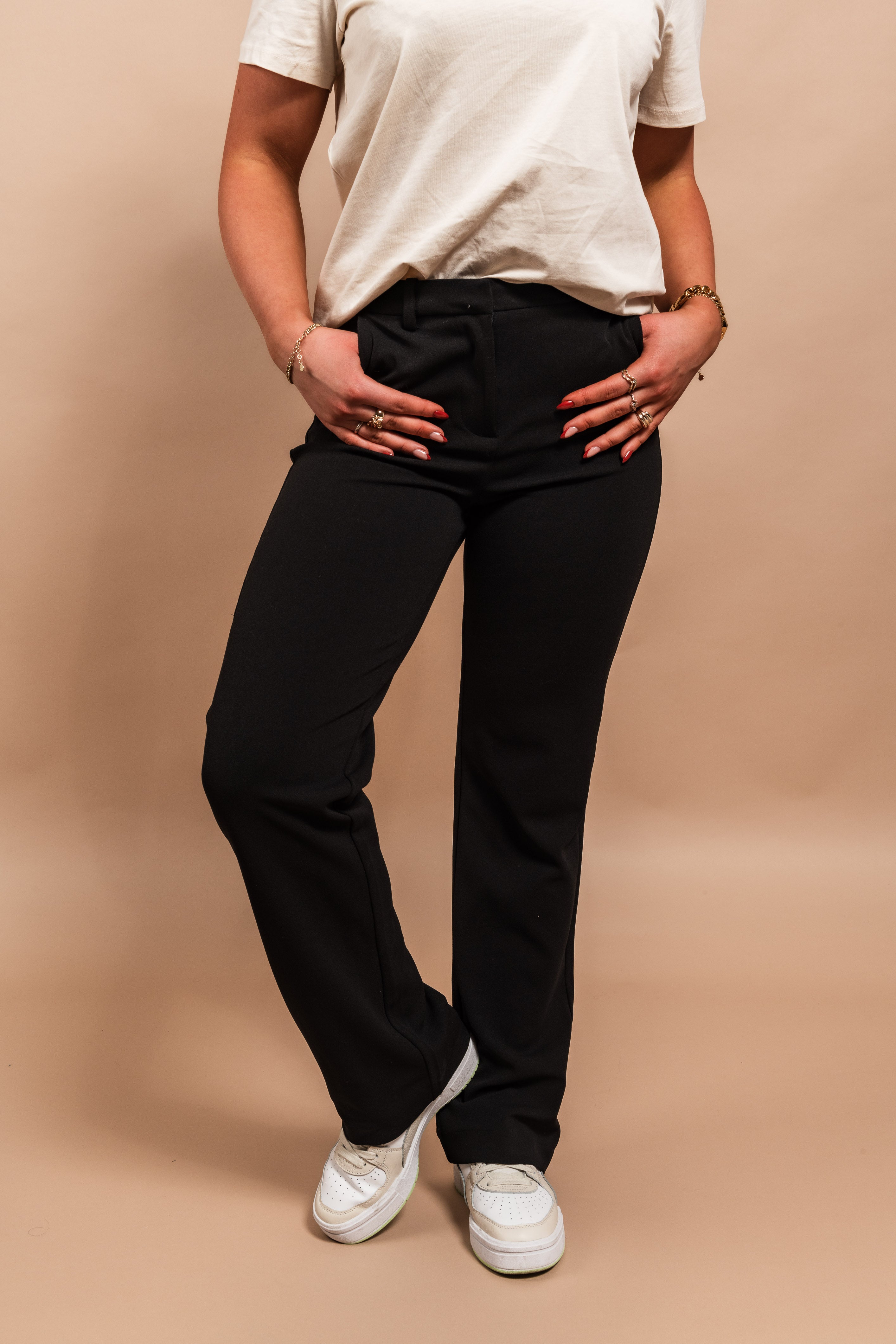 VMZAMIRA Trousers - Black
