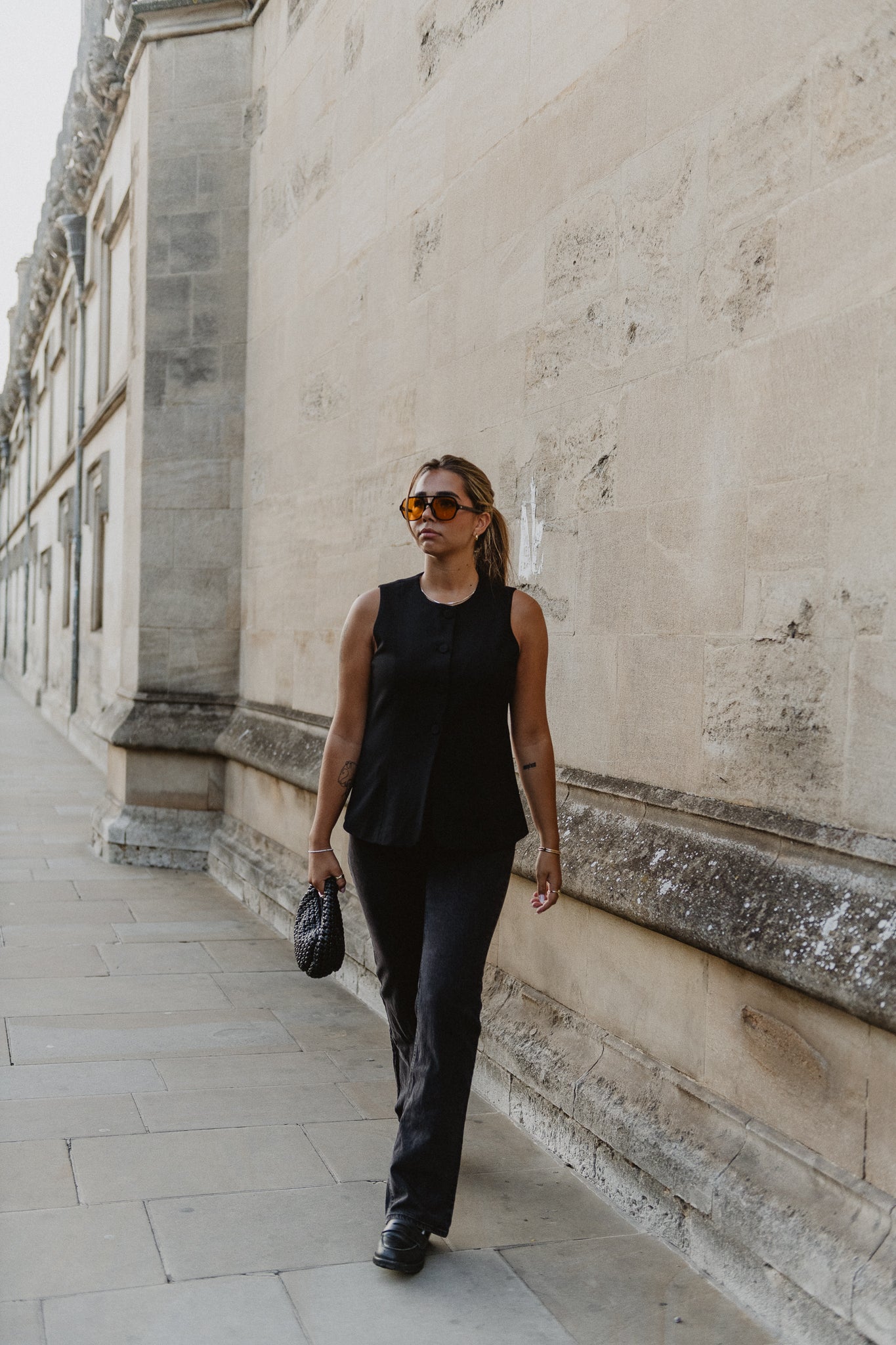 VMBERLIN Top - Black