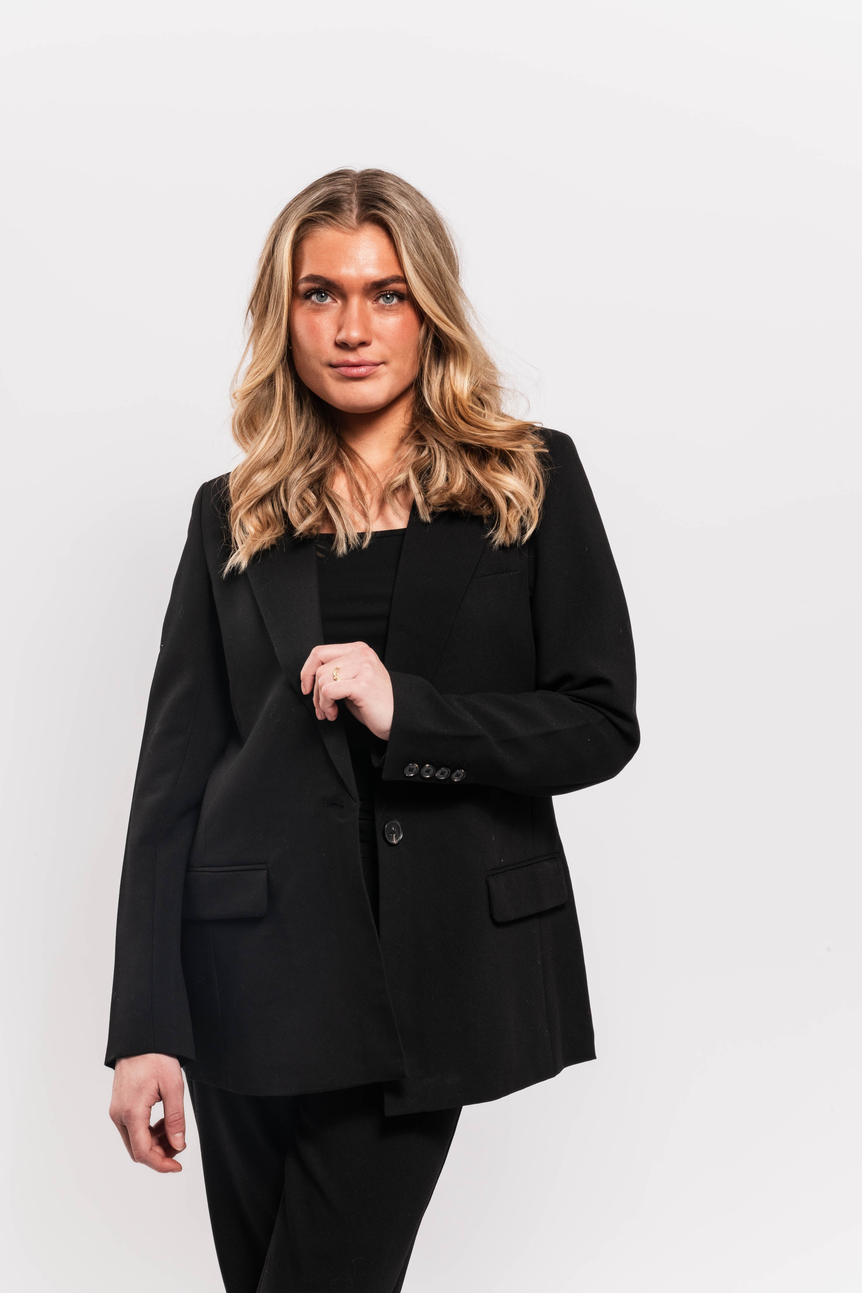VMCLAIR Blazer - Black