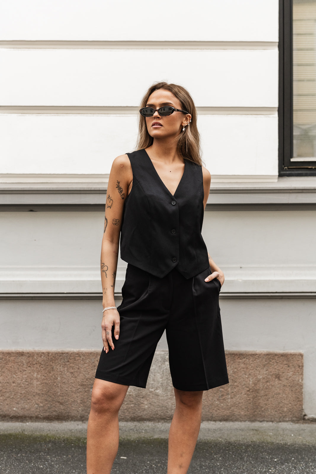 PCLAZZY Tailored Waistcoat - Black