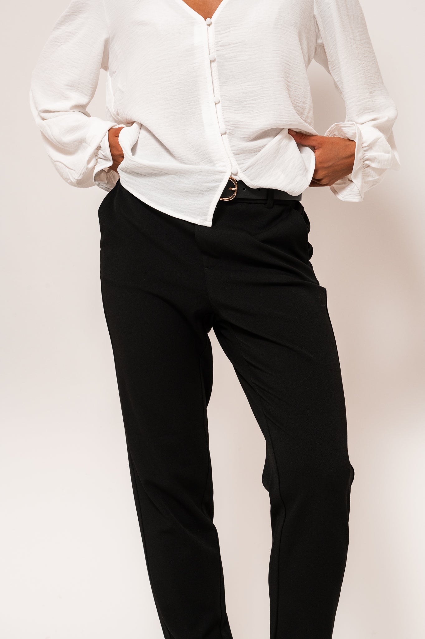 VMSOFIA Barrel Trousers - Black