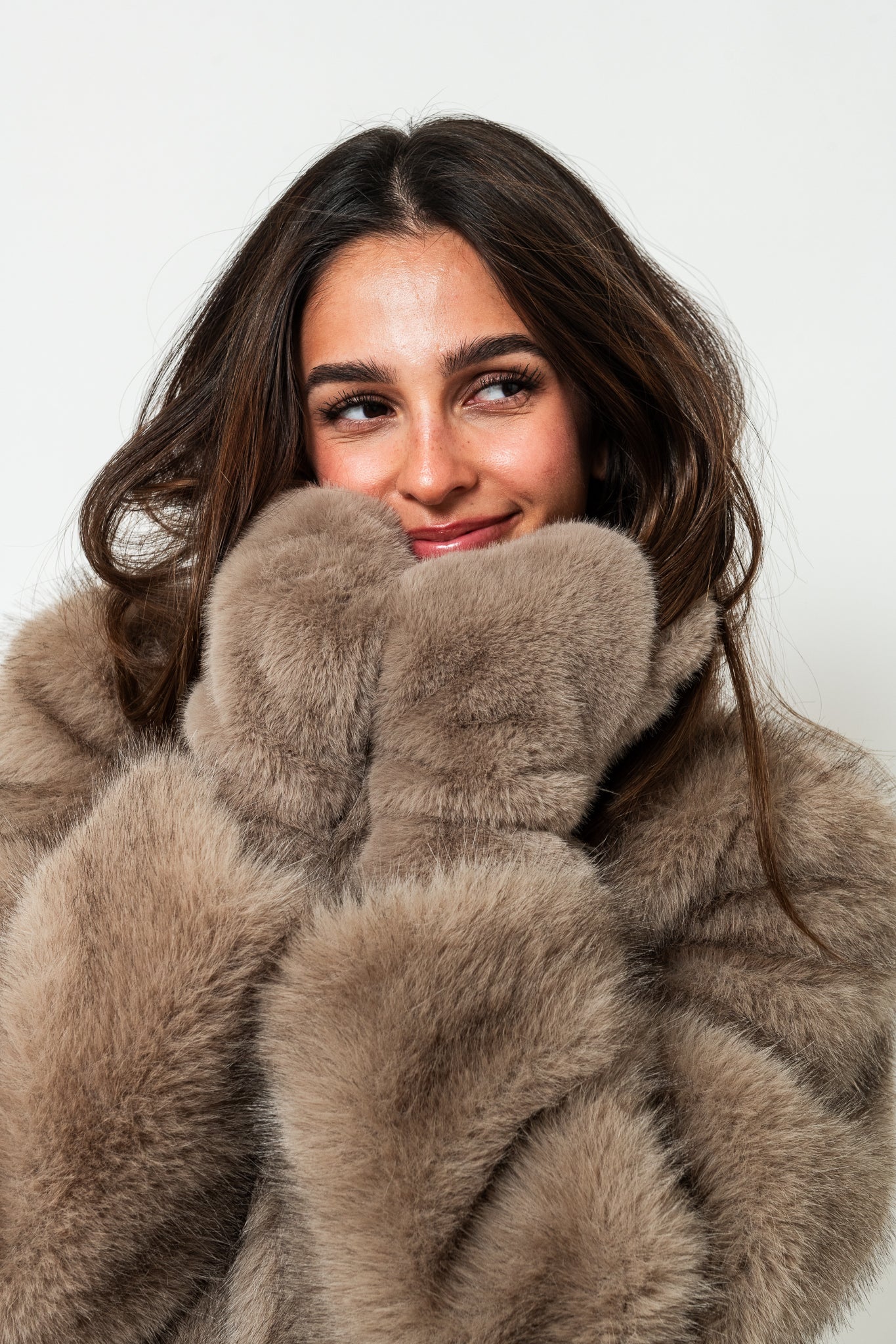 VMKAJA Mittens - Silver Mink