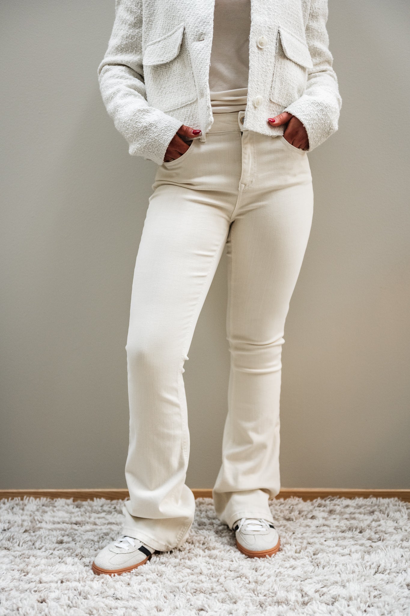 VMFLASH Flared Jeans - Ecru