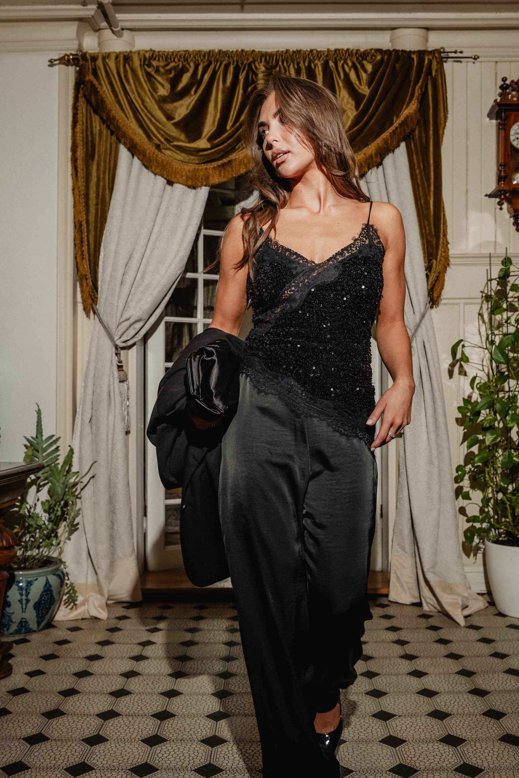 VMMIRO Trousers - Black