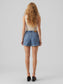 model_shot-back