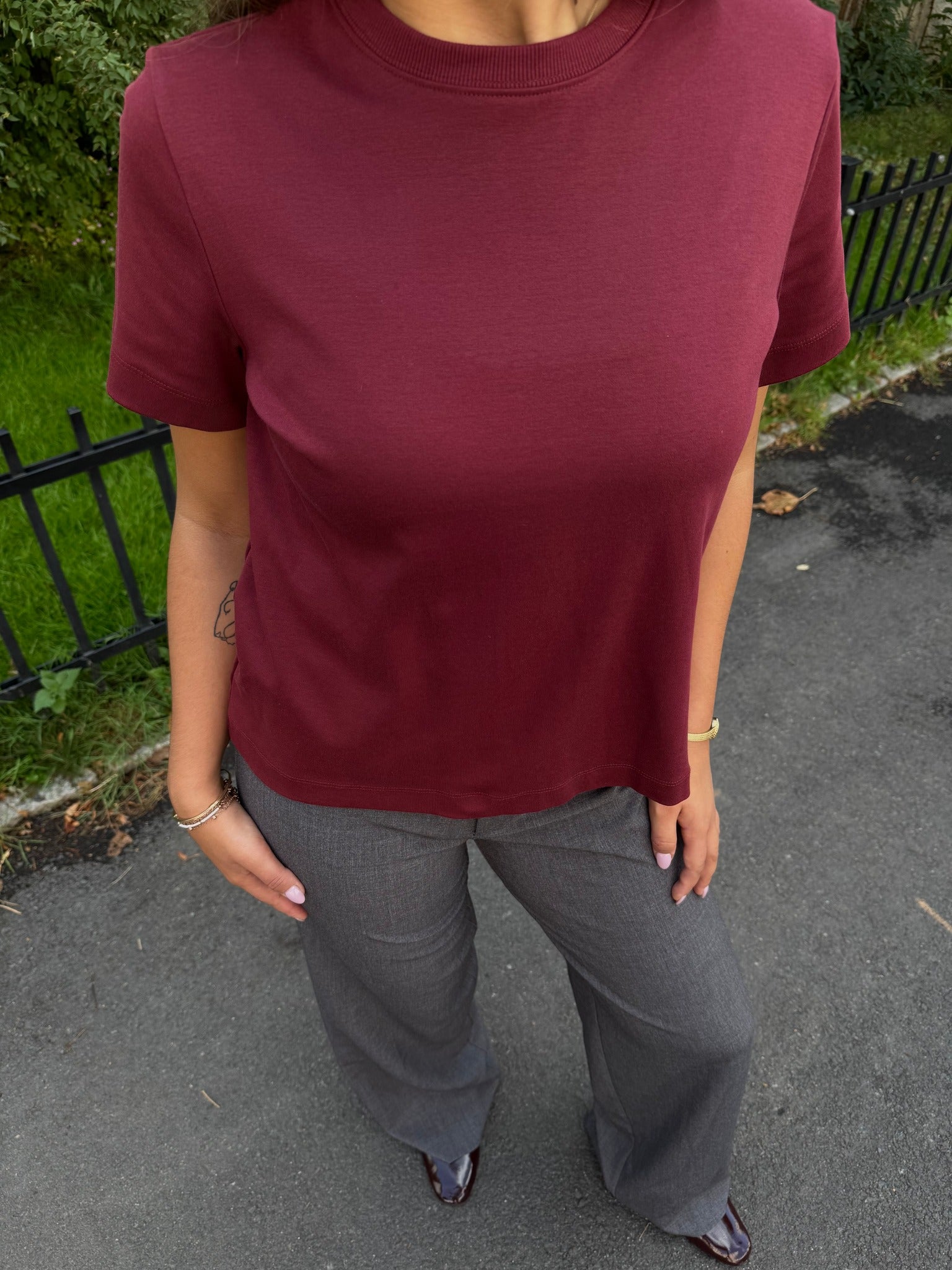 AWNAIMA T-Shirt - Zinfandel