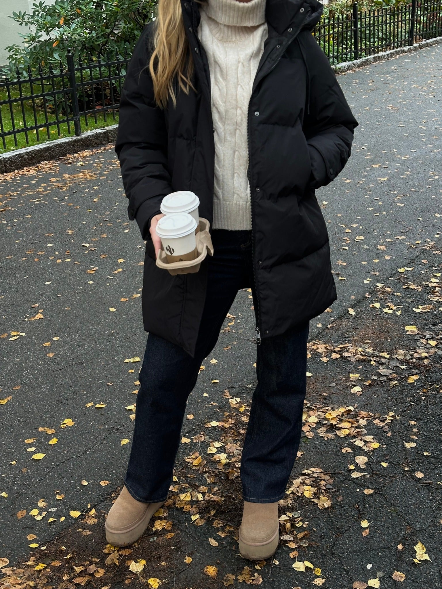 VMLEONIELEA Down Jacket - Black