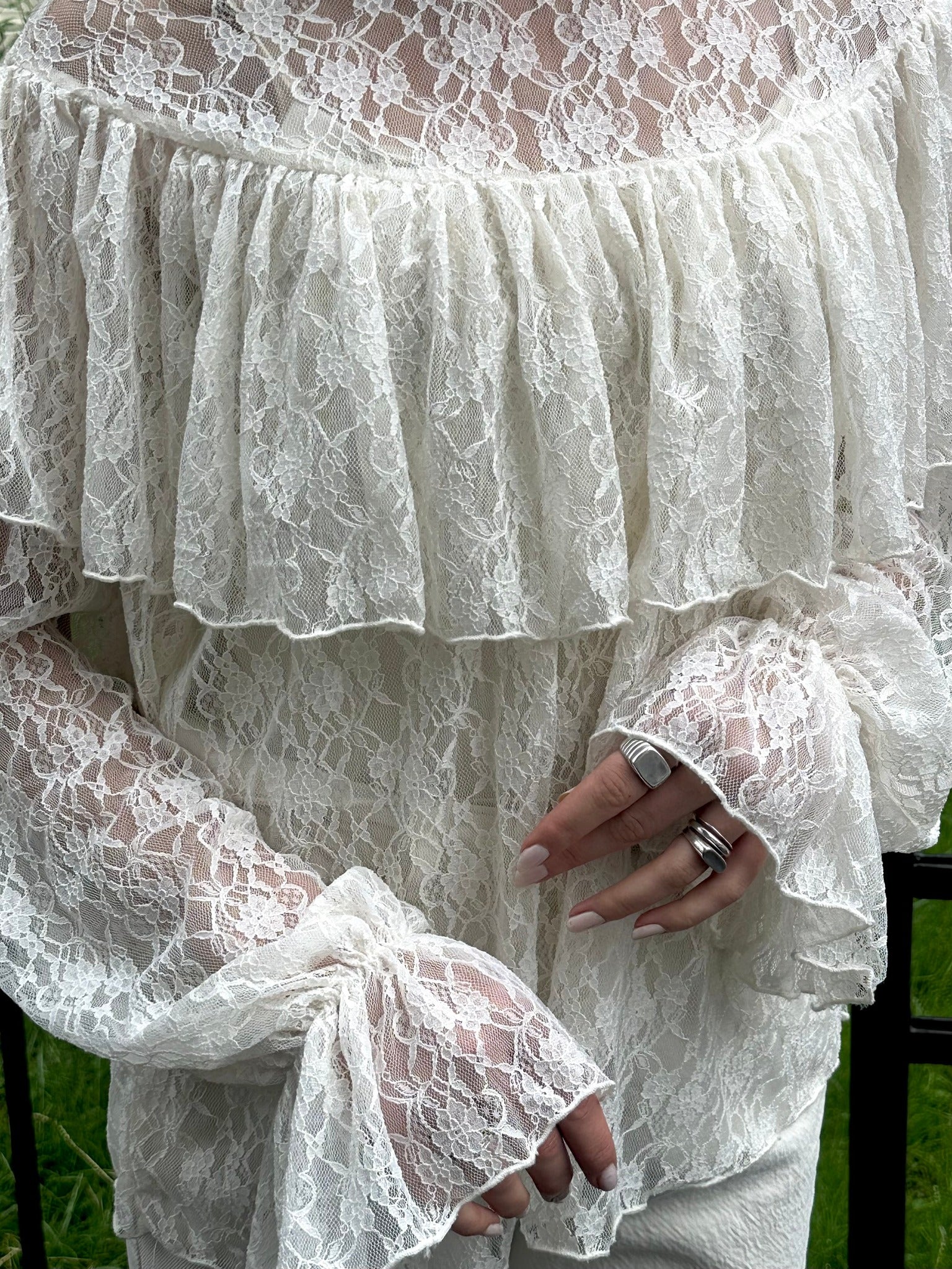 VMLOULOU Top - Cloud Dancer