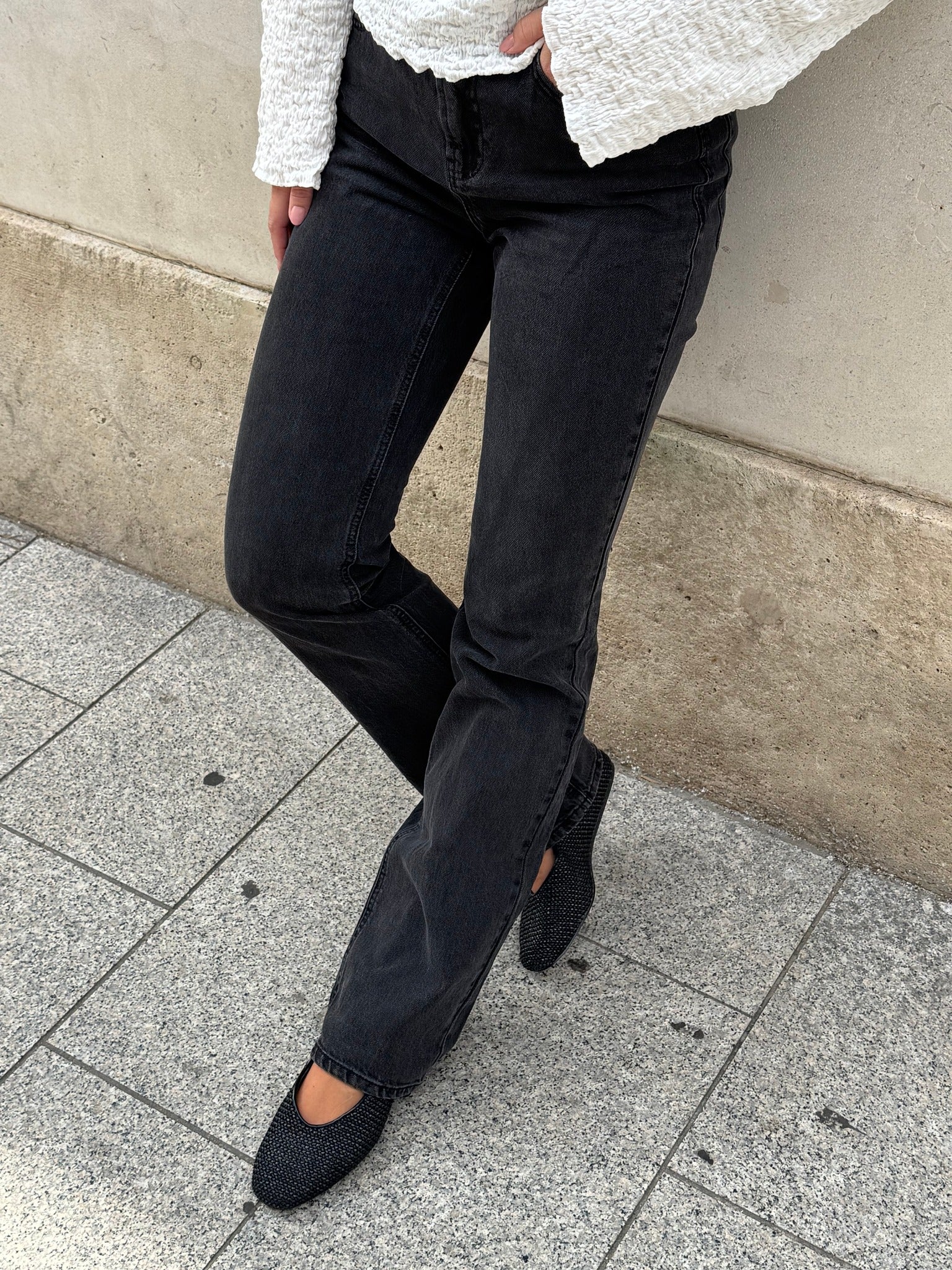 VMTESSA Straight Jeans - Black Denim