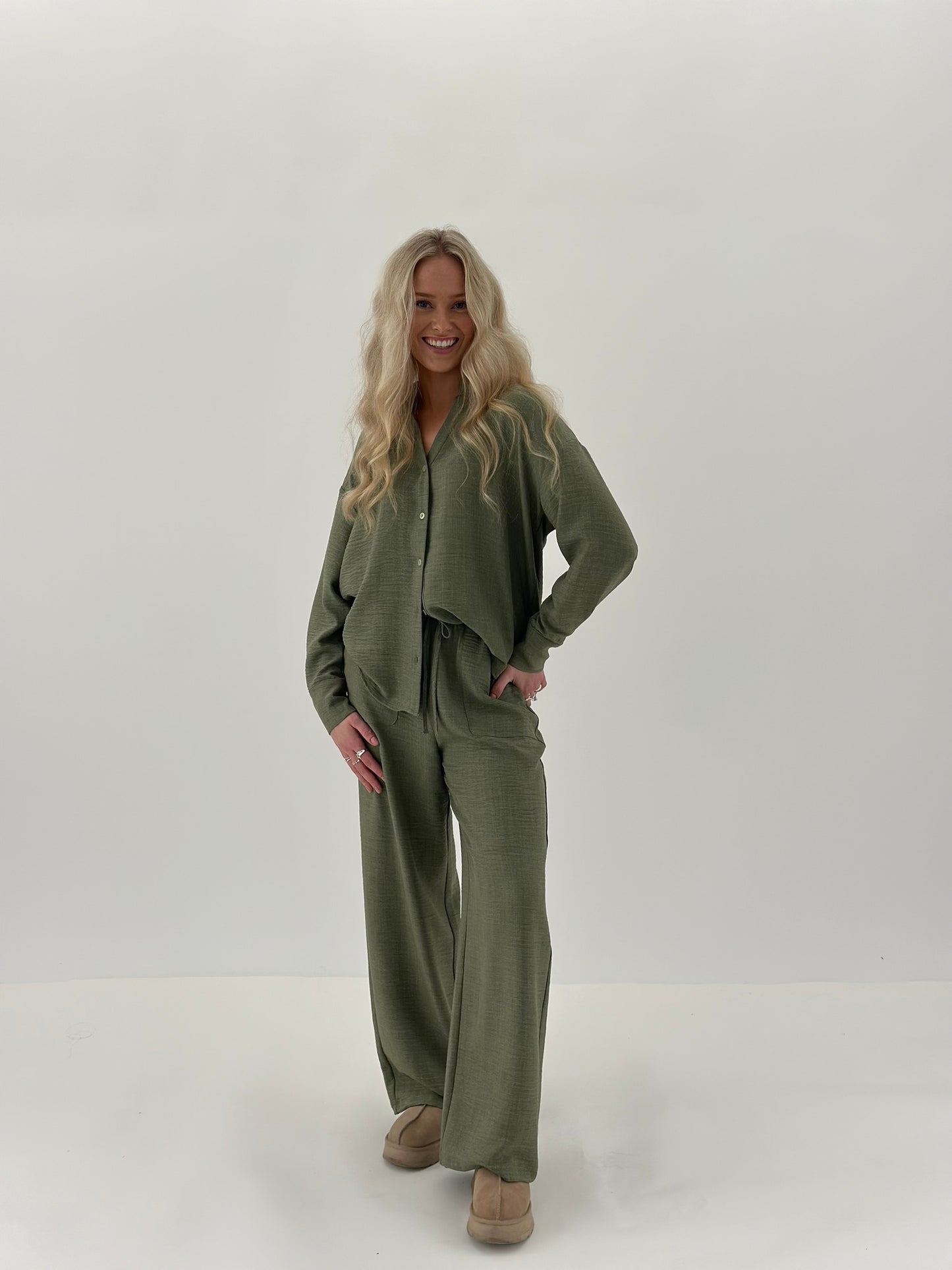 VMMELANEY Trousers - Laurel Wreath