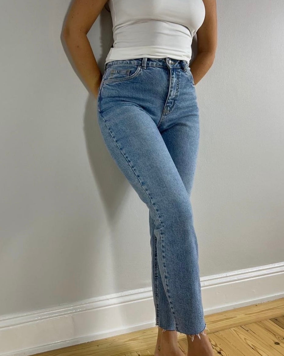 VMBRENDA Straight Jeans - Light Blue Denim