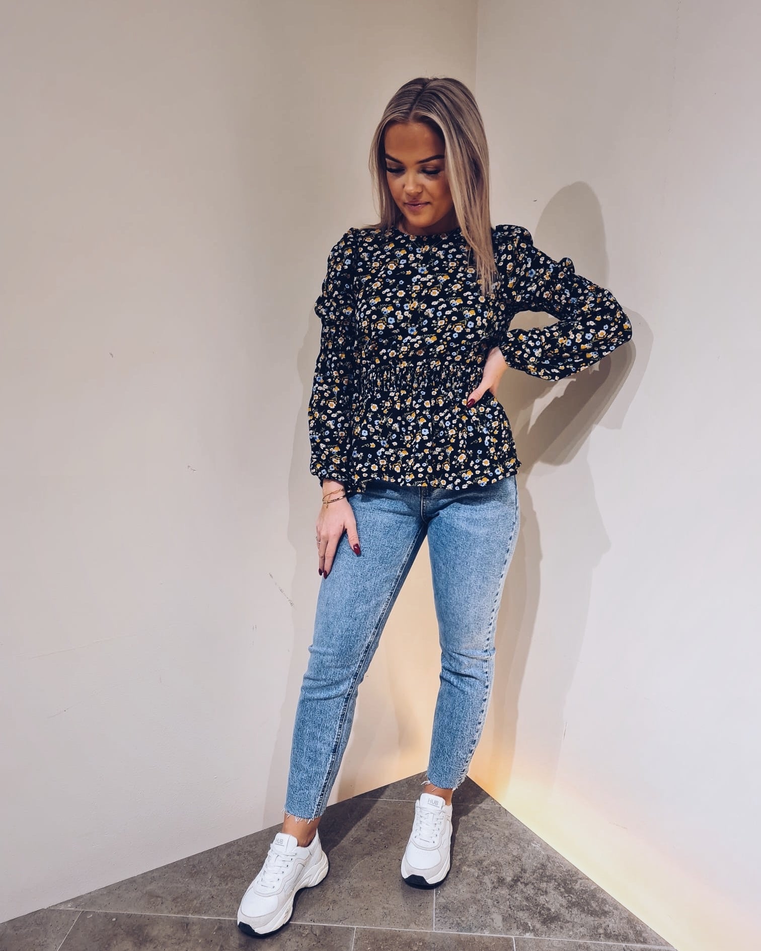 VMBRENDA Straight Jeans - Light Blue Denim